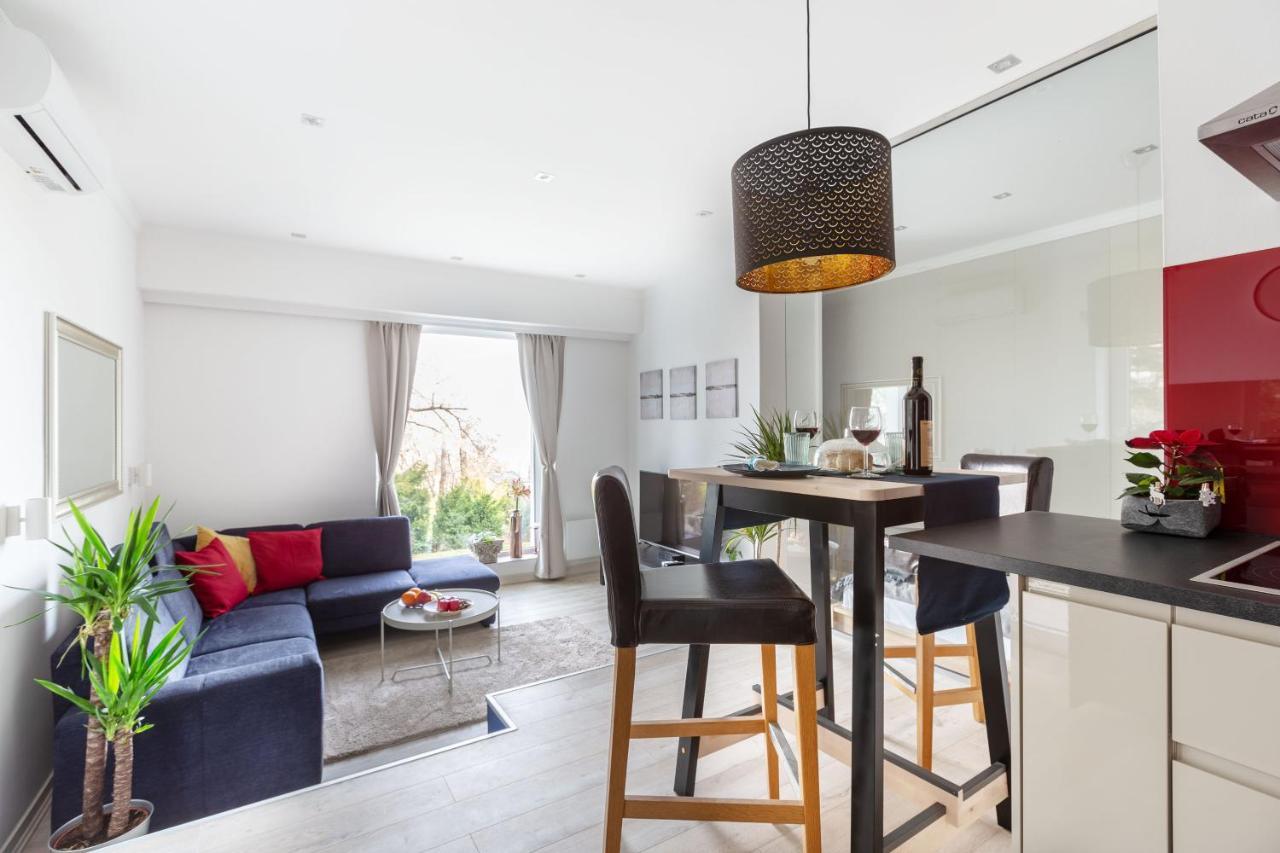 Panoramic Comfort In The Luxurious Green District! Budapest Luaran gambar