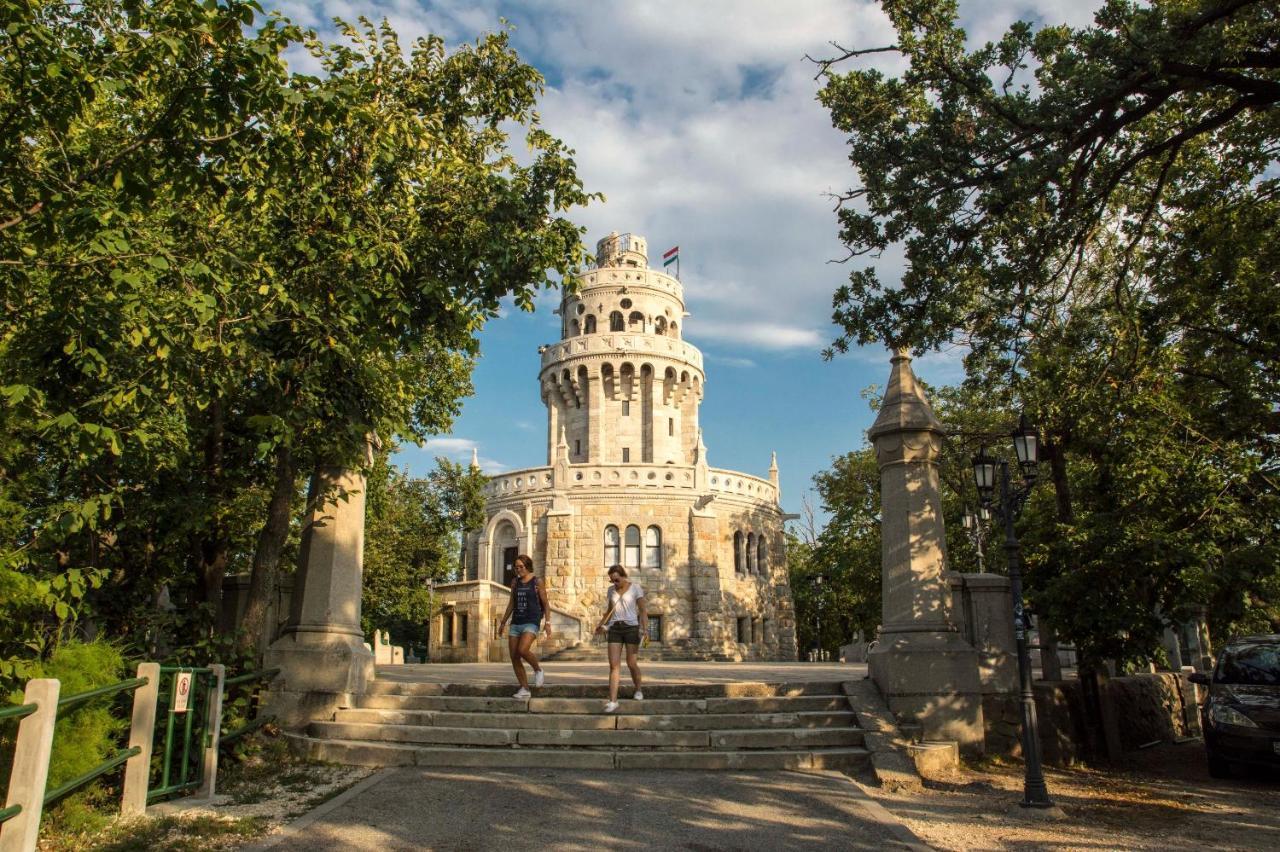 Panoramic Comfort In The Luxurious Green District! Budapest Luaran gambar